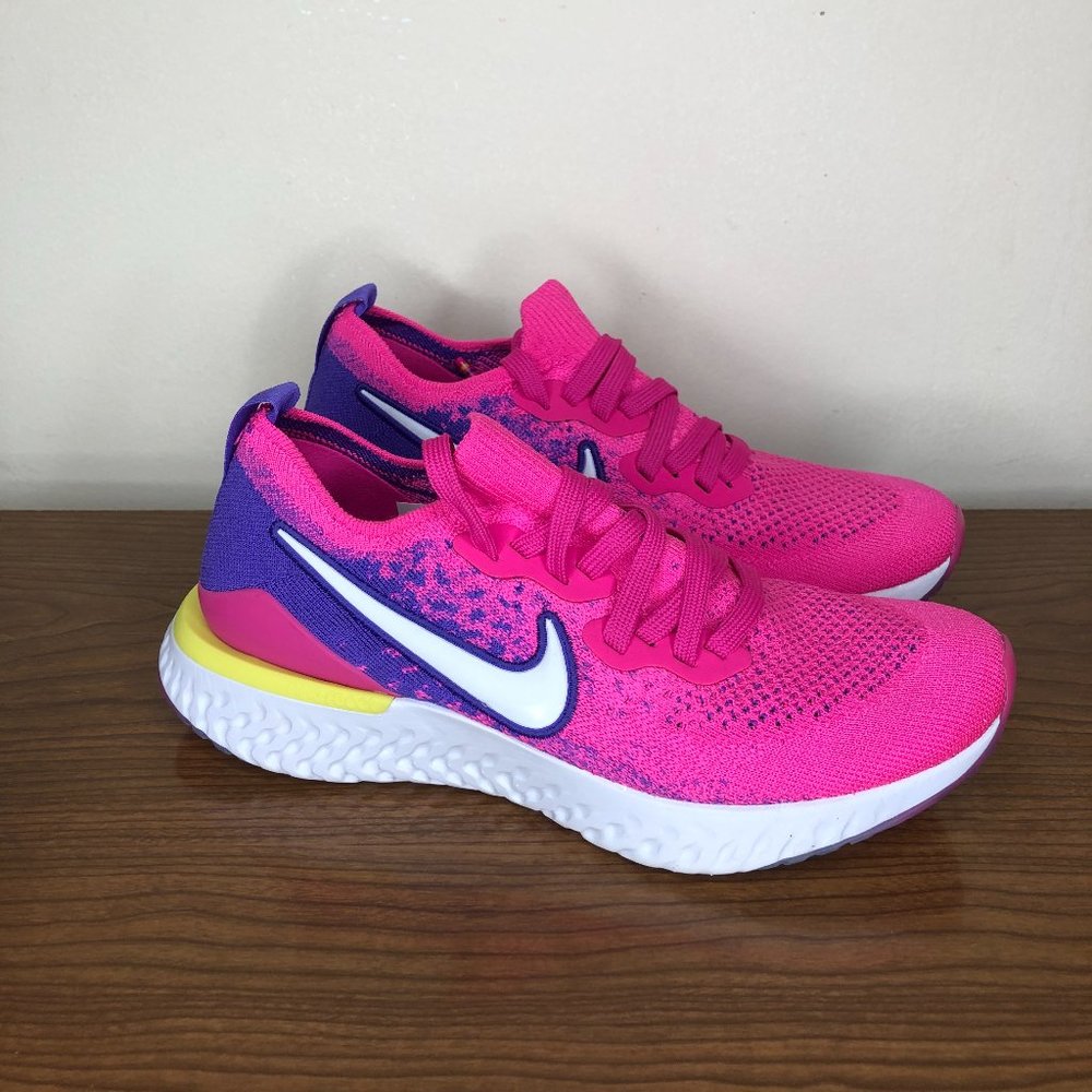 Nike Womens Epic React Flyknit 2 Running Shoes